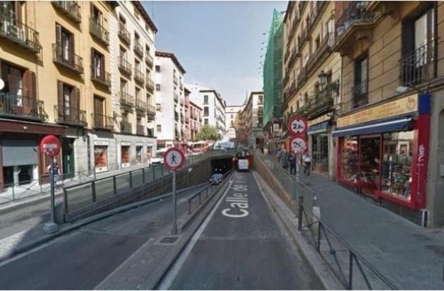 Historic Penthouse Plaza Mayor In Madrid Bagian luar foto