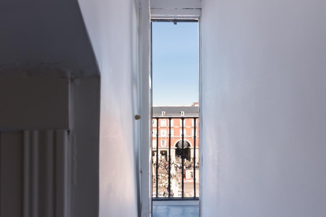 Historic Penthouse Plaza Mayor In Madrid Bagian luar foto
